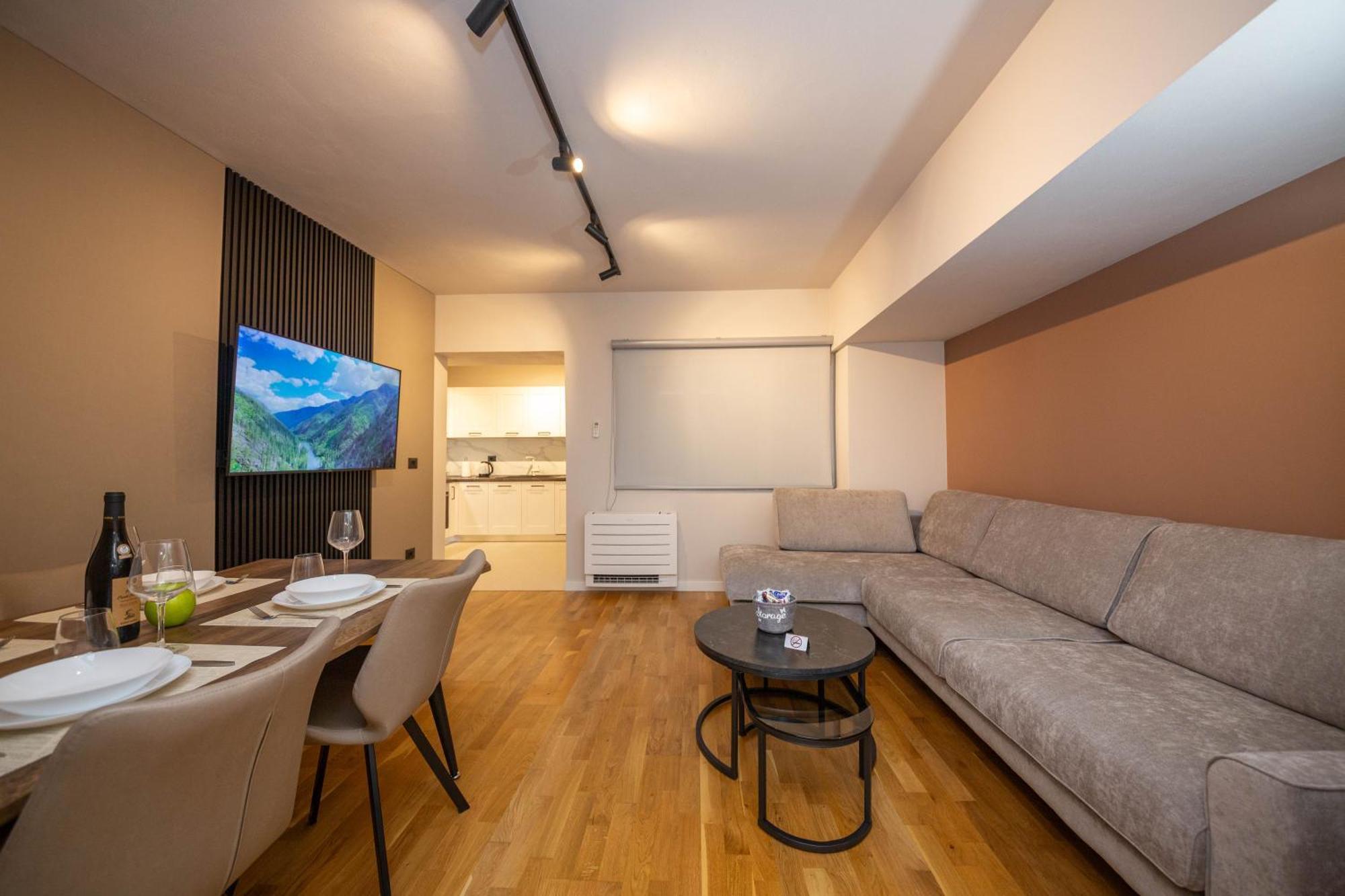 Blloku Unique 2 Apartamento *